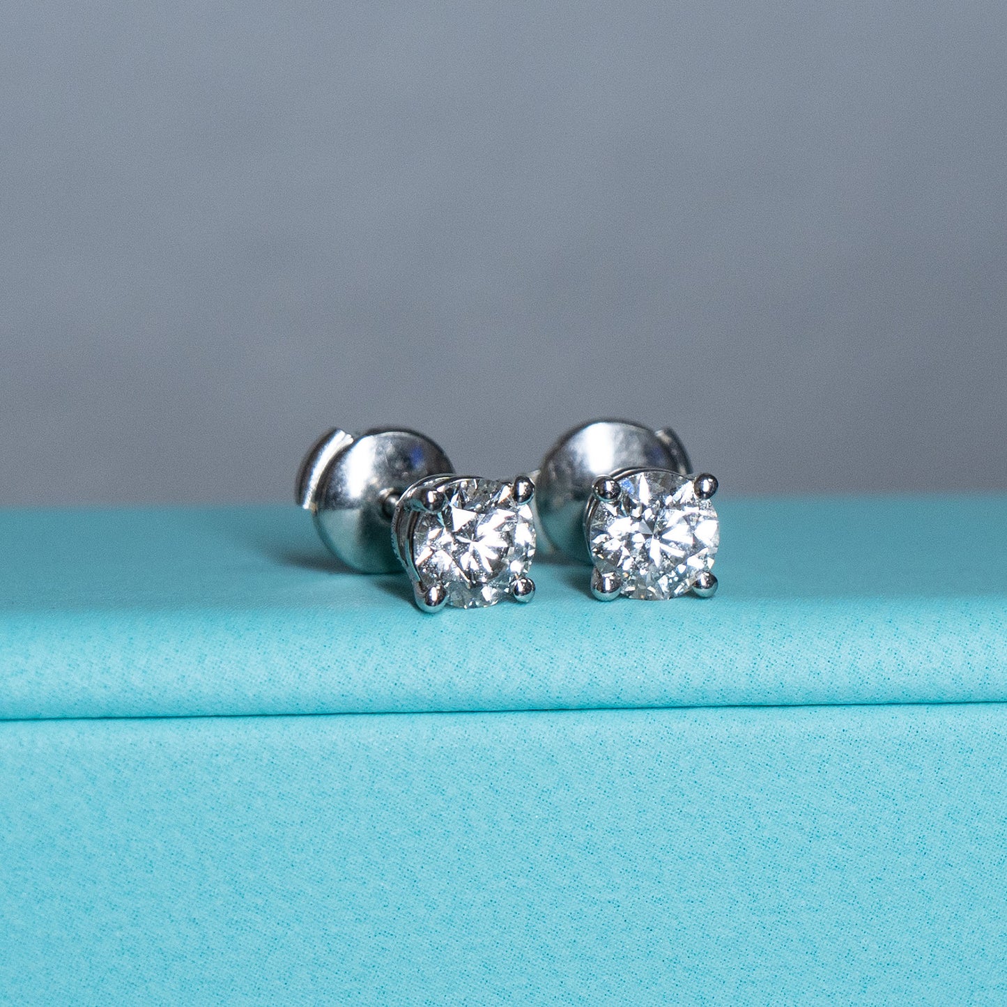 Tiffany & Co. 1.60ct Round Cut Diamond Studs
