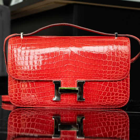 HERMES Red Shiny Niloticus Crocodile Constance  25 Rouge Casaque