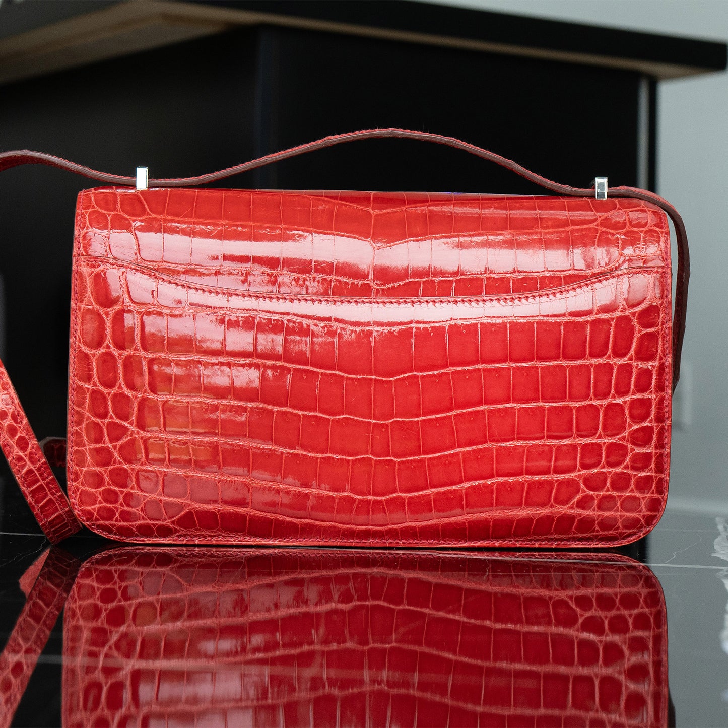 HERMES Red Shiny Niloticus Crocodile Constance  25 Rouge Casaque