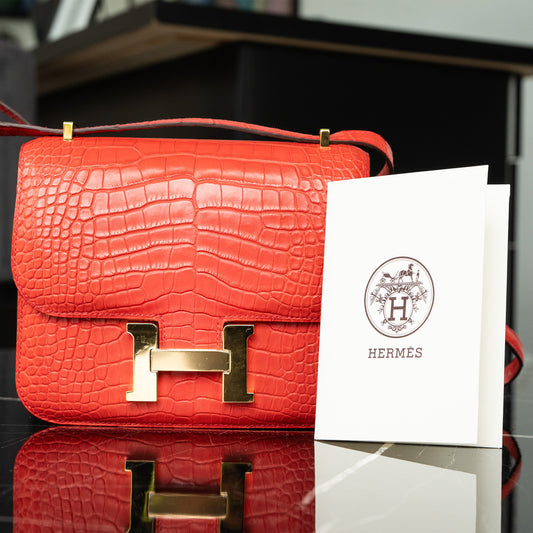 HERMES Red Matte Alligator Constance 18 Rouge Indien Handbag