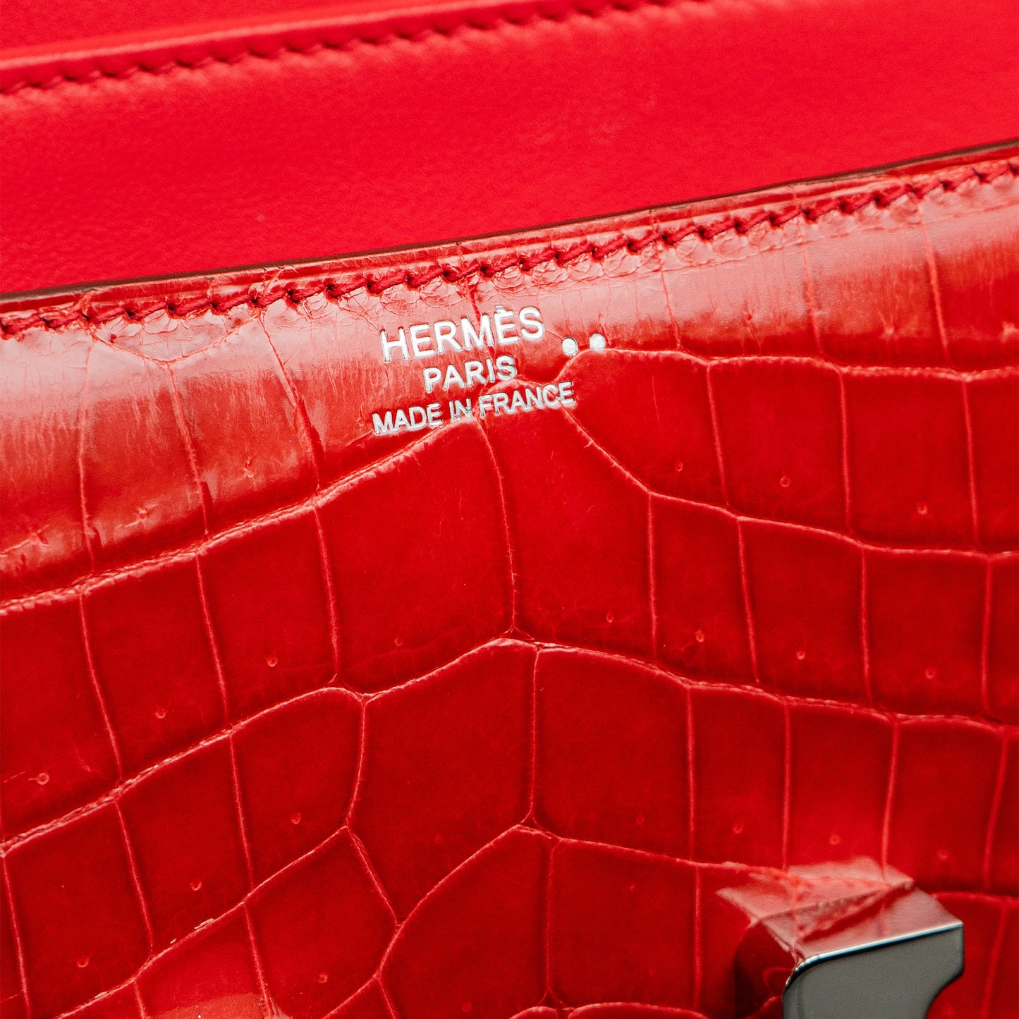 HERMES Red Shiny Niloticus Crocodile Constance  25 Rouge Casaque
