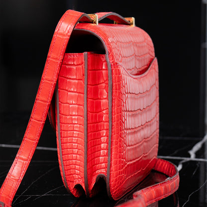 HERMES Red Matte Alligator Constance 18 Rouge Indien Handbag