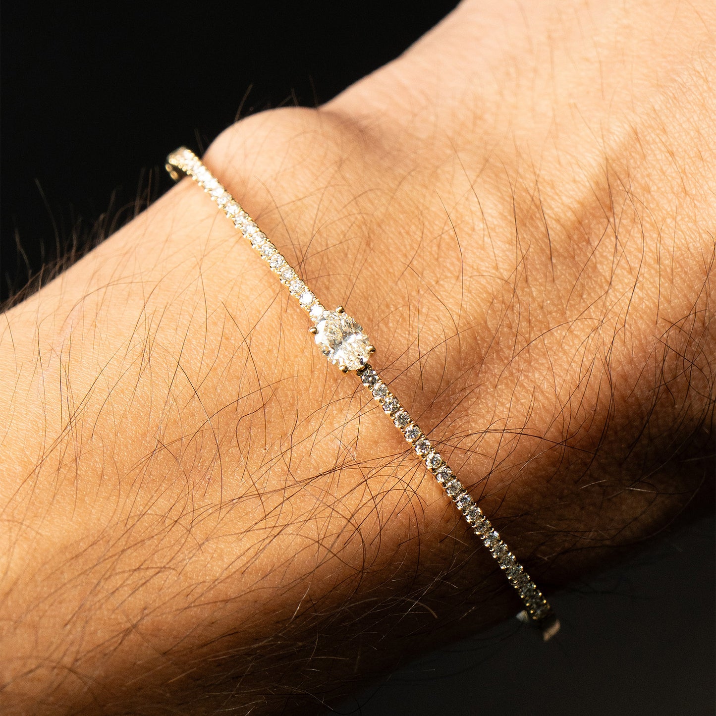 18k Yellow Gold Oval Diamond Pave Bangle Bracelet