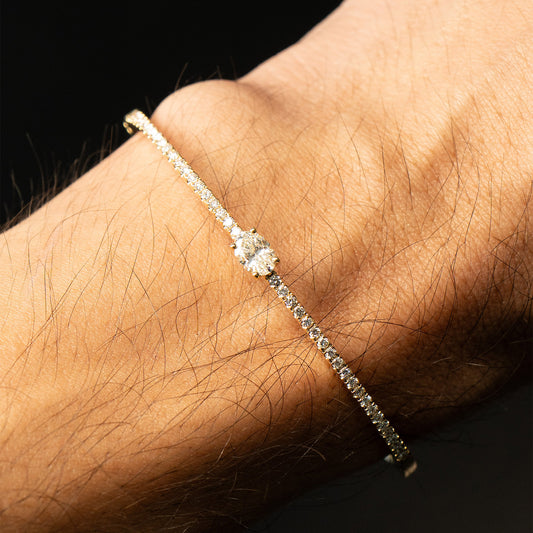 18k Yellow Gold Oval Diamond Pave Bangle Bracelet