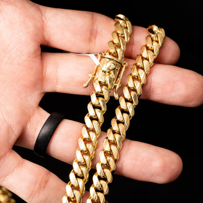 18k Yellow Gold 8mm Cuban Link Chain Necklace