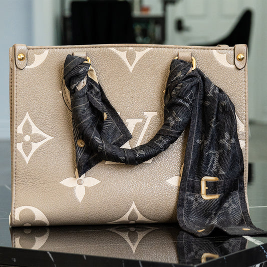 Louis Vuitton OnTheGo BB in Tourterelle Handbag