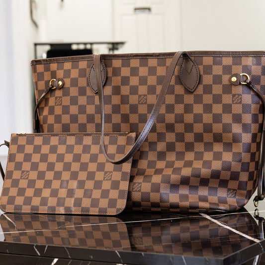 Louis Vuitton Neverfull MM Shoulder Bag