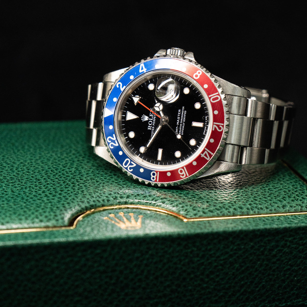 Pre-owned Rolex 16700 GMT-Master "Pepsi" Black Dial Stainless Steel Watch BnP