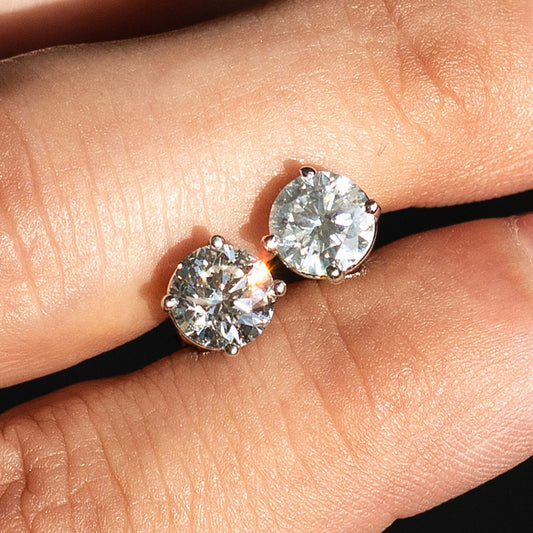 14k White Gold 1.70ctw Round Cut Diamond Stud Earrings