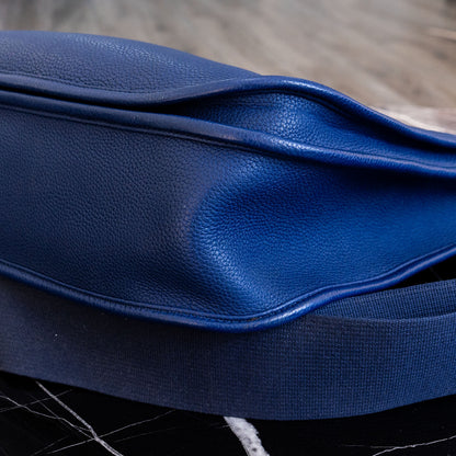 HERMÈS Taurillon Clemence Evelyne III Blue Handbag