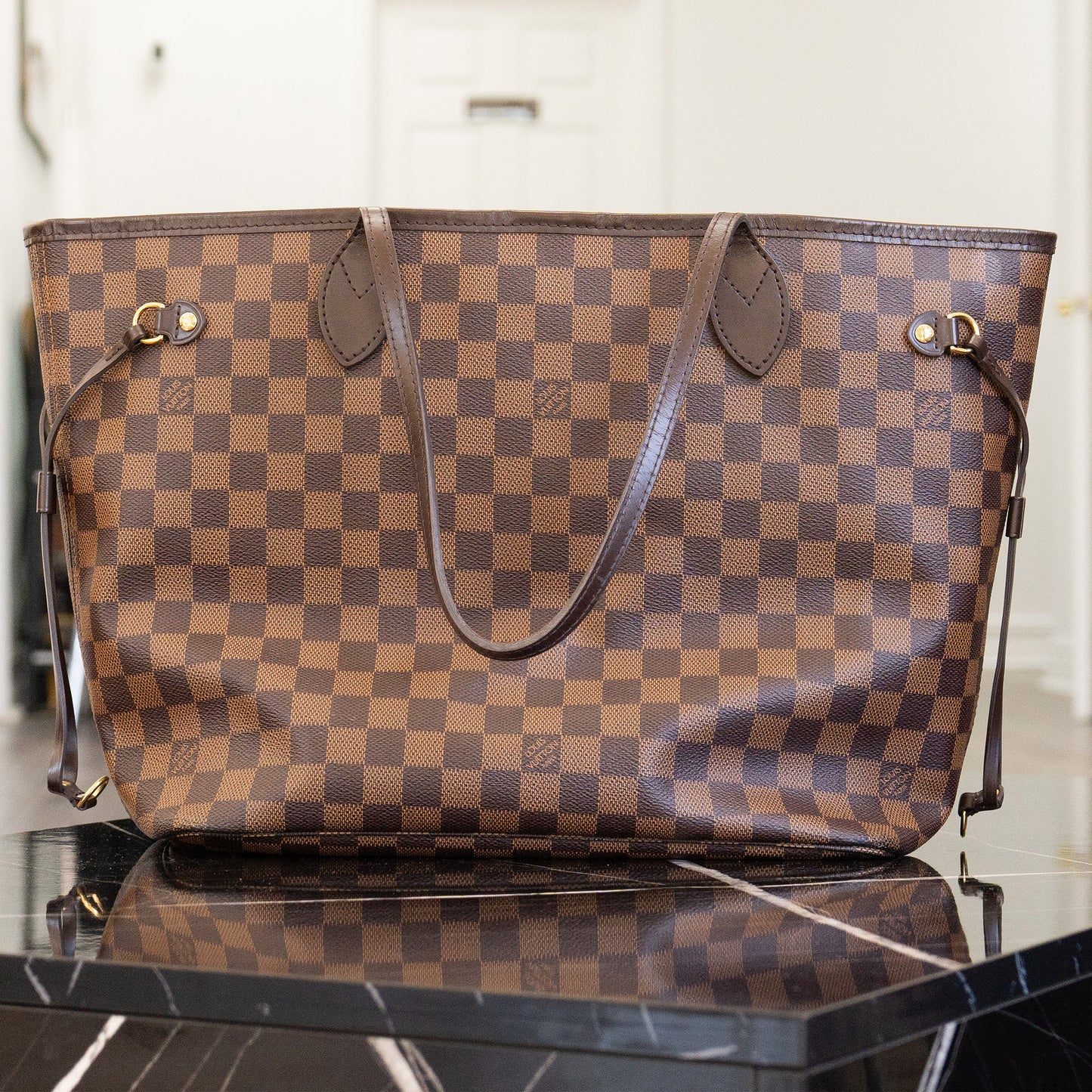 Louis Vuitton Neverfull MM Shoulder Bag