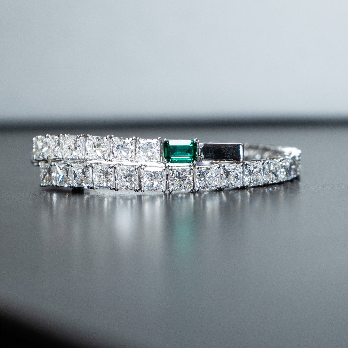 18k White Gold Princess Cut LAB GROWN Diamond & Emerald Tennis Bracelet