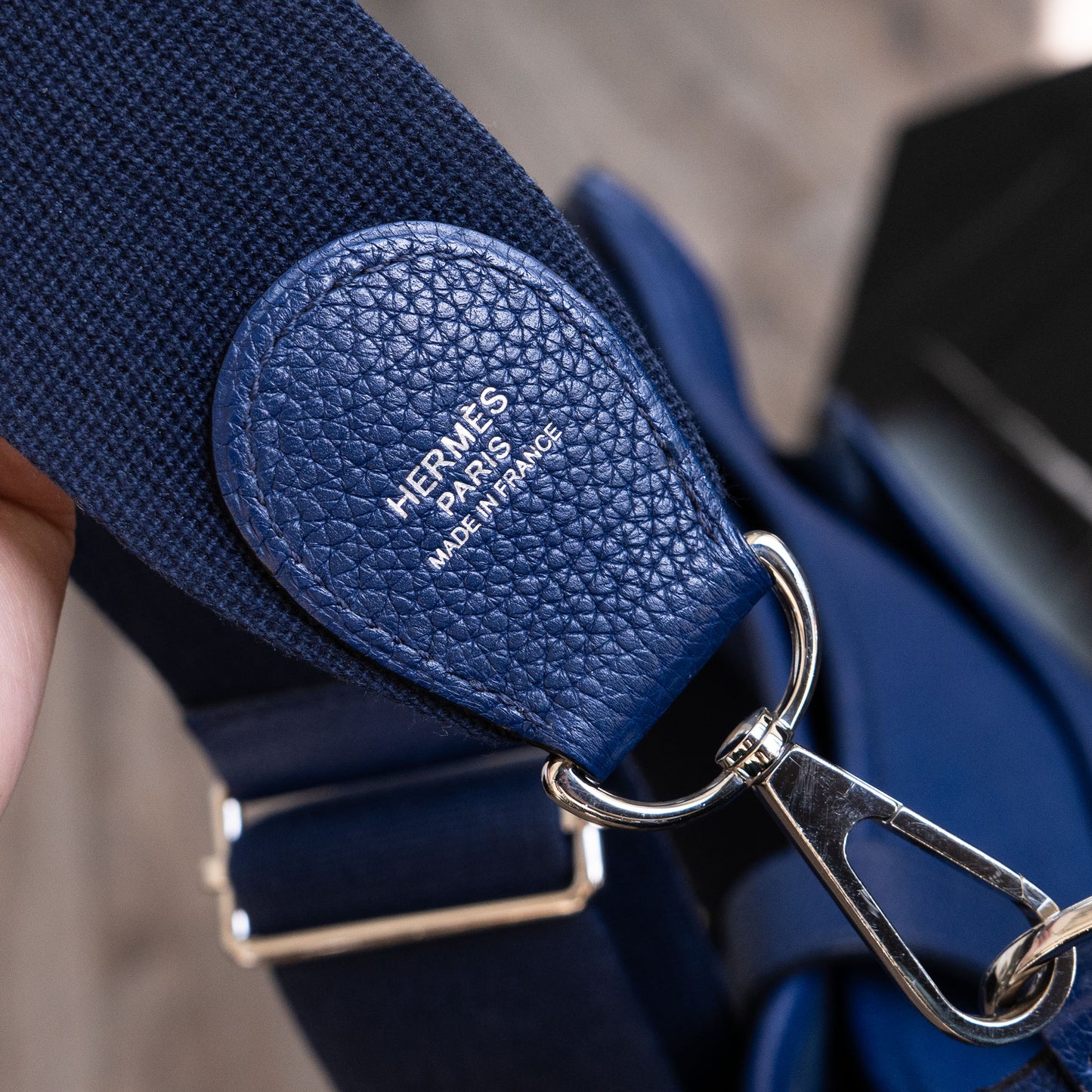 HERMÈS Taurillon Clemence Evelyne III Blue Handbag