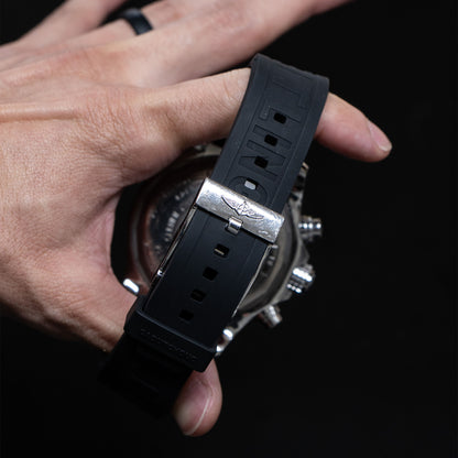 Breitling a13370 Super Avenger White Dial Stainless Steel Watch