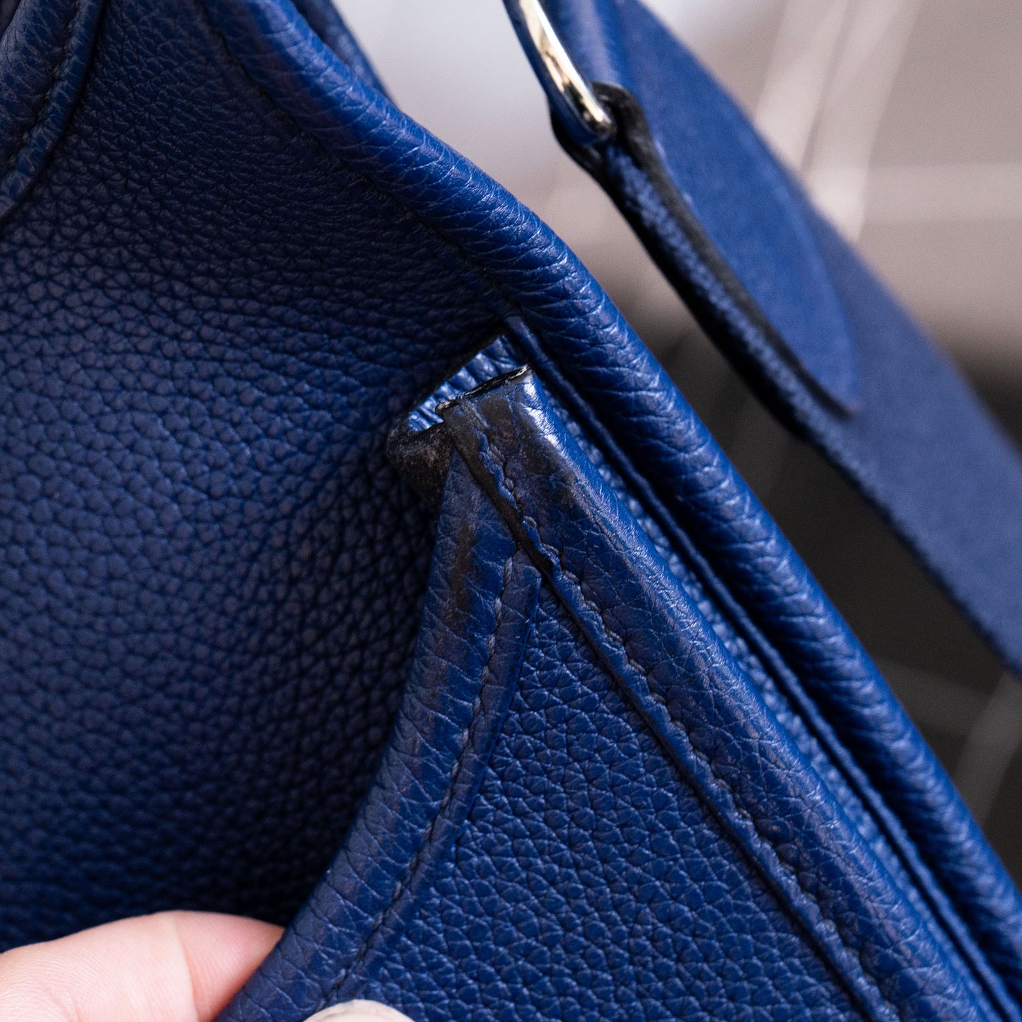 HERMÈS Taurillon Clemence Evelyne III Blue Handbag