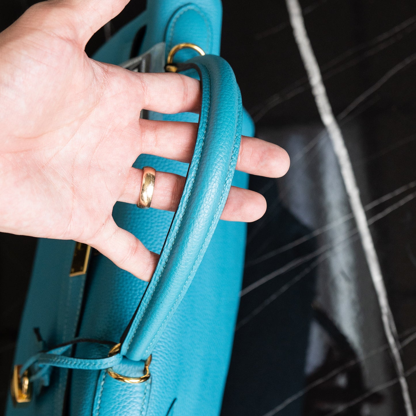 Pre-Owned Hermes Kelly 32 Blue Izmir Retourne Handbag