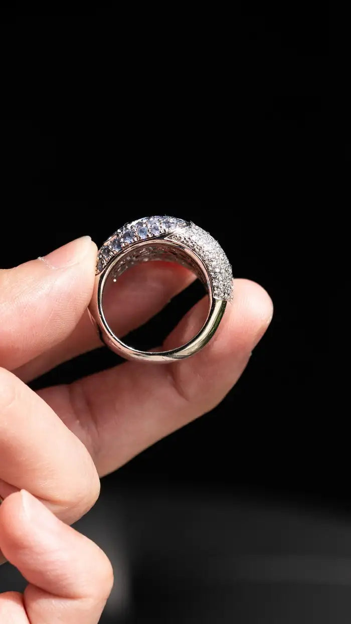 18k White Gold Diamond and Blue Stone Cocktail Ring Approx 3.75ctw Dia
