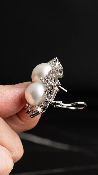 18k White Gold Diamond and Pearl Earrings Approx 6CTW