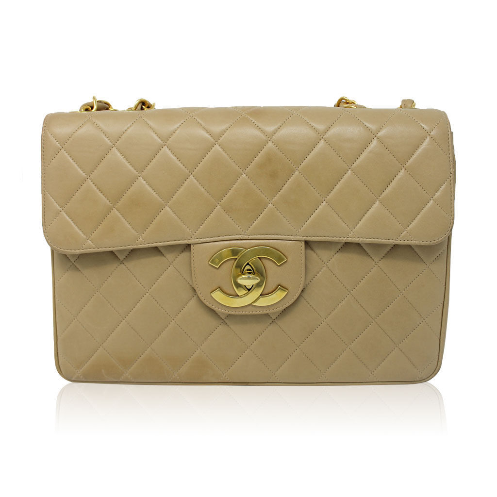 History of the bag: Chanel Flap Bag – l'Étoile de Saint Honoré