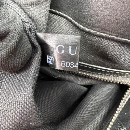 GUCCI GG Supreme Monogram Grey Canvas Messenger Bag