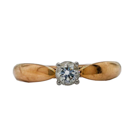 Tiffany & Co. .19 I VVS1 Gold Diamond Ring Includes Box Certs