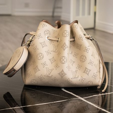 Louis Vuitton Bella Gallet Mahina Handbag
